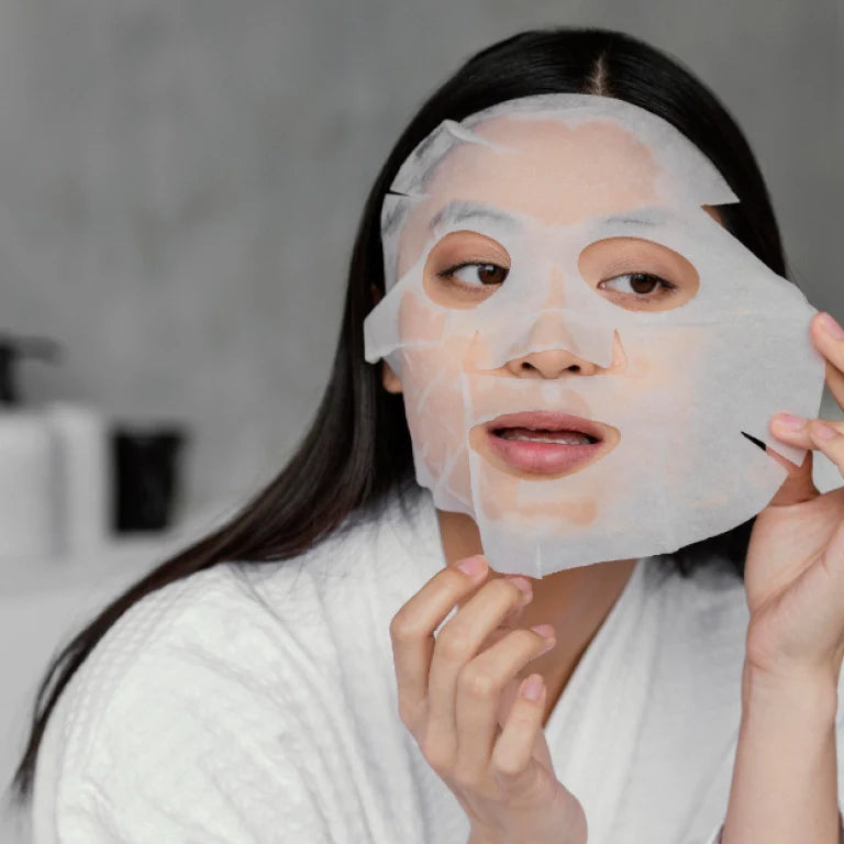 🌸 Korean Glow™ Hydrating Face Mask Reveal Your Radiance – K-Beauty Secret in Every Sheet! - 40% Off